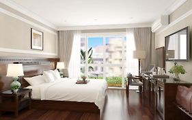 Hanoi Lake View Hotel & Spa